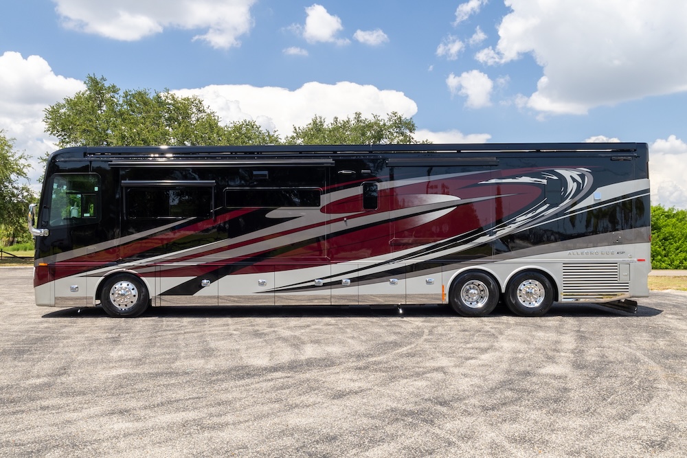 2023 Tiffin Allegro For Sale