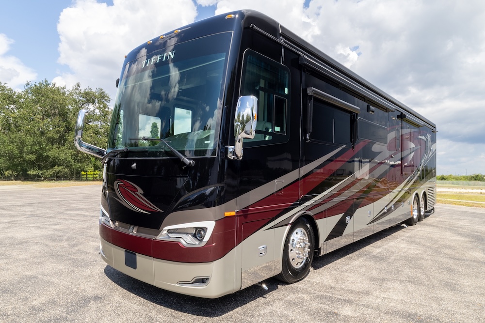 2023 Tiffin Allegro For Sale