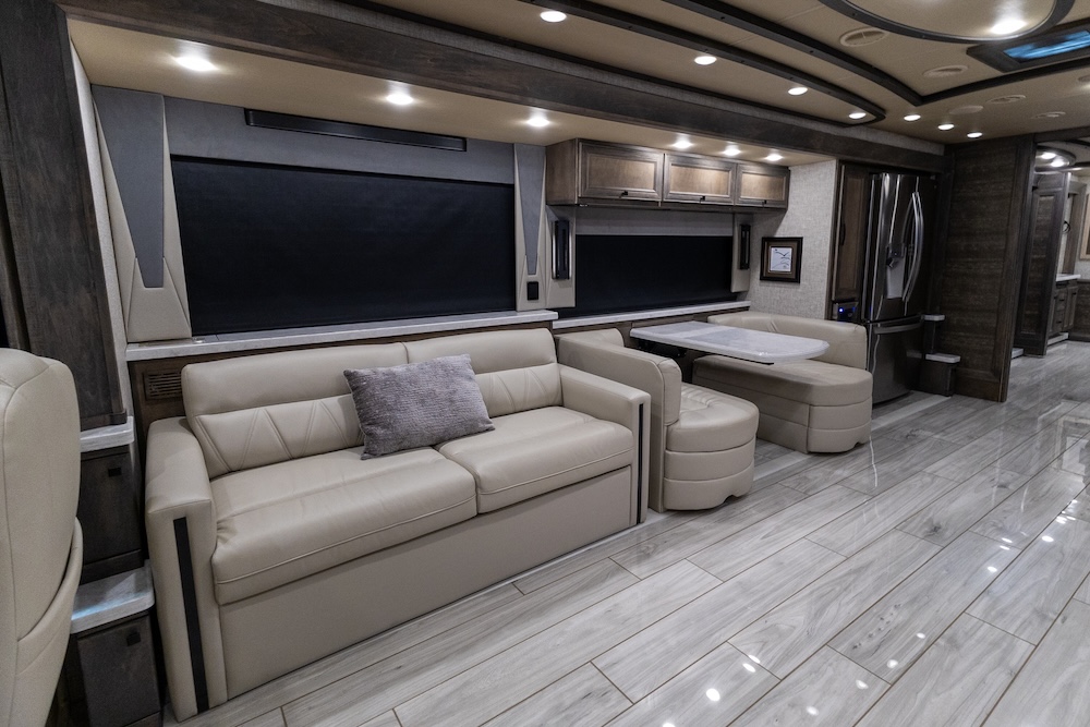 2023 Tiffin Allegro For Sale