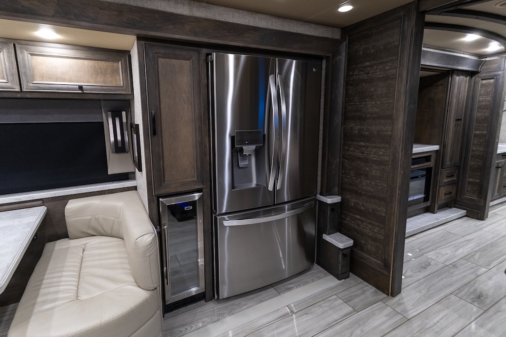 2023 Tiffin Allegro For Sale