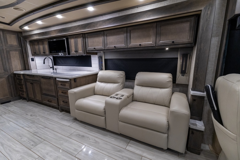 2023 Tiffin Allegro For Sale