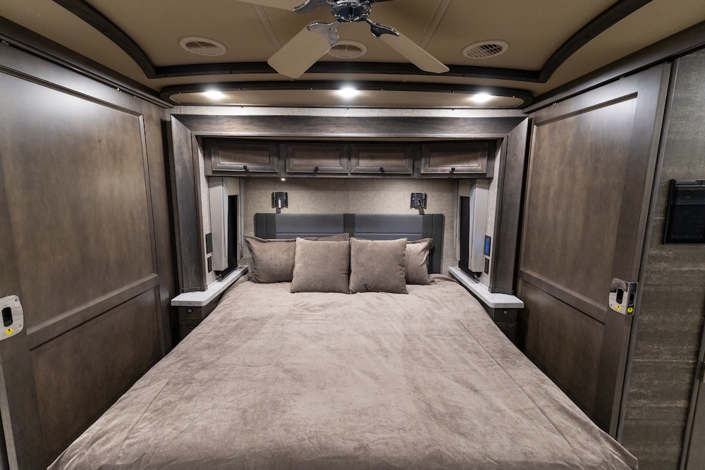 2023 Tiffin Allegro For Sale
