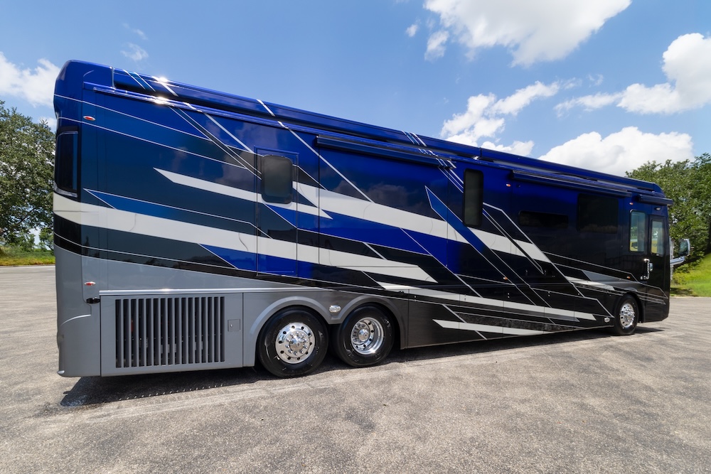 2024 Foretravel For Sale