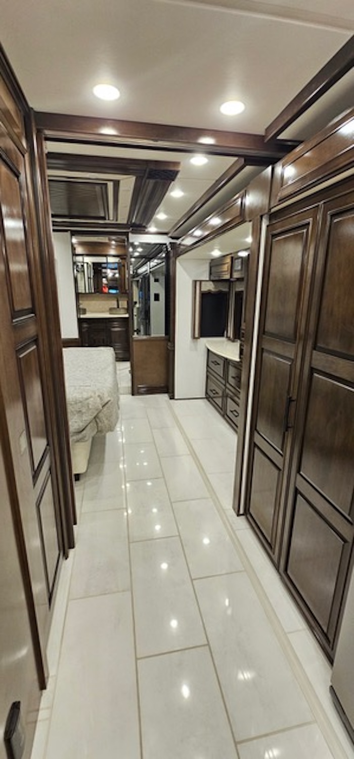 2024 Newmar London Aire For Sale