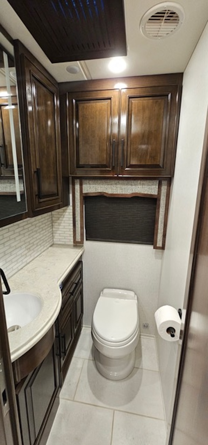 2024 Newmar London Aire For Sale