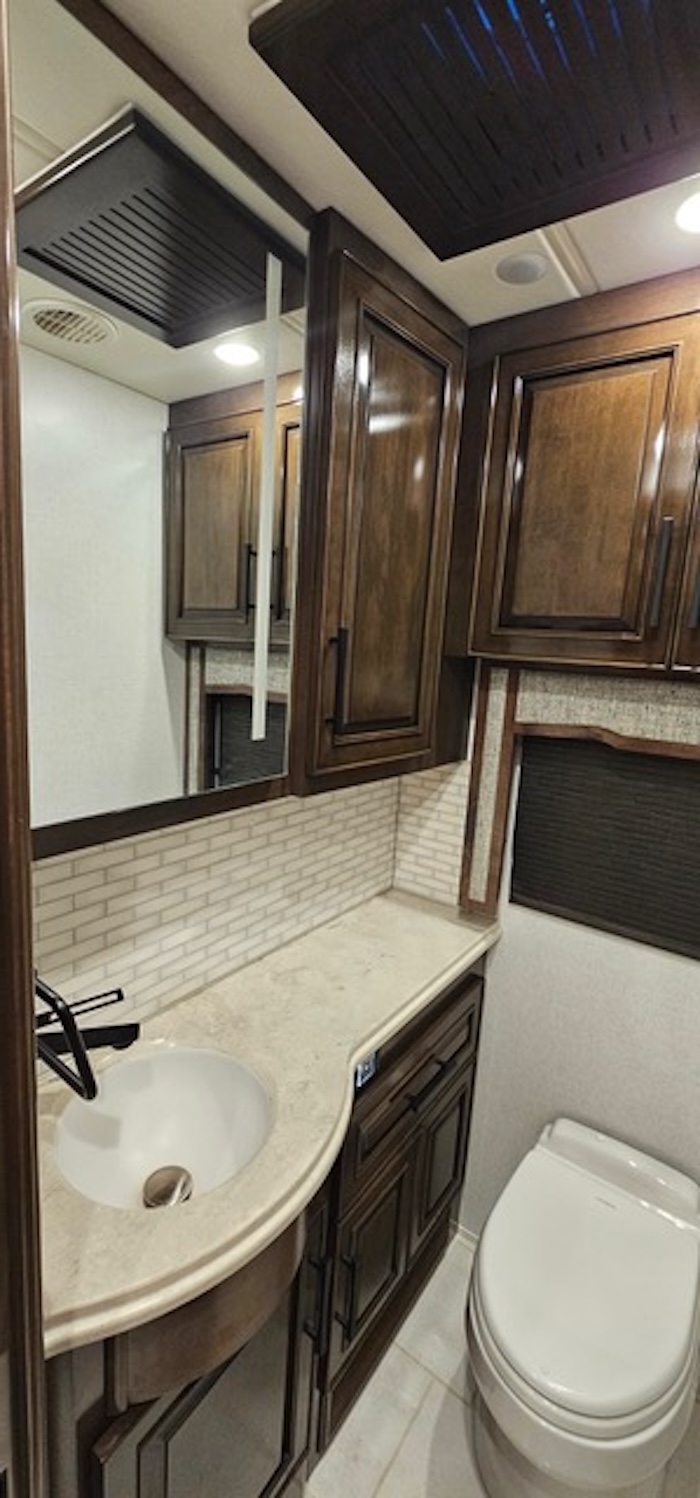 2024 Newmar London Aire For Sale
