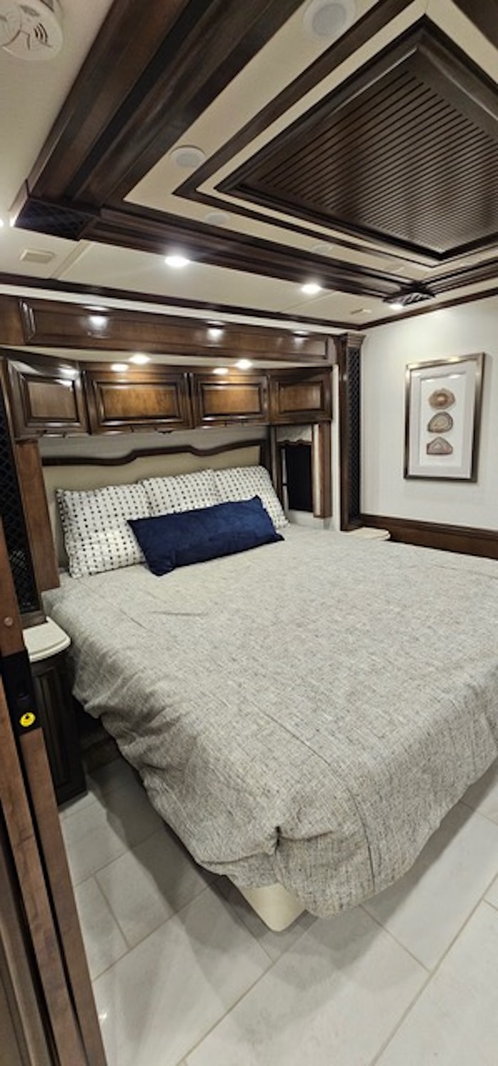 2024 Newmar London Aire For Sale