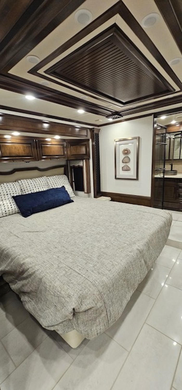 2024 Newmar London Aire For Sale
