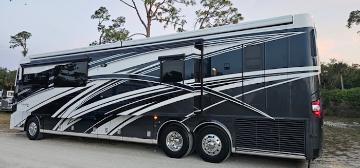 2024 Newmar London Aire For Sale