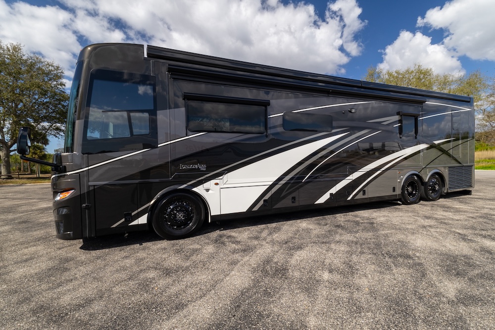 2024 Newmar London Aire For Sale
