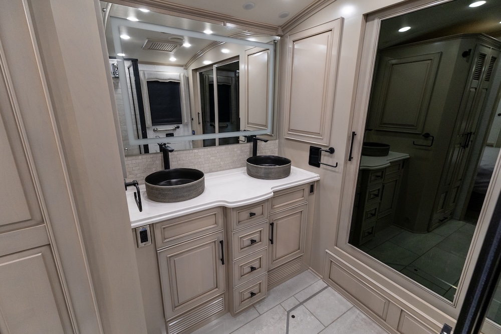 2024 Newmar London Aire For Sale