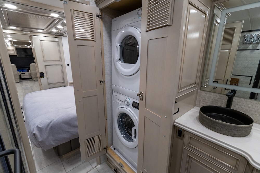 2024 Newmar London Aire For Sale