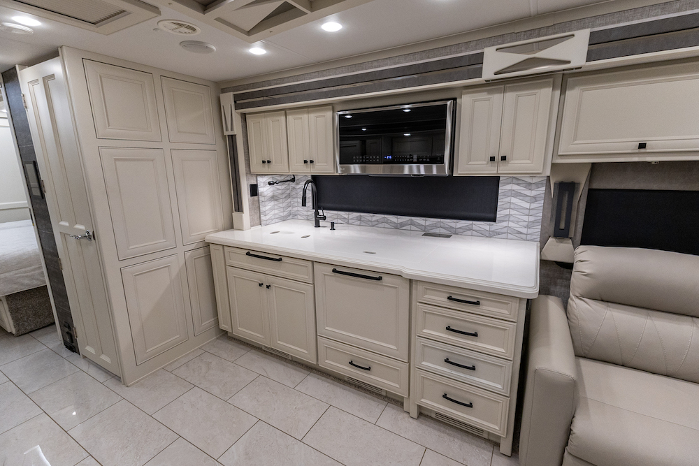 2024 Tiffin Allegro For Sale