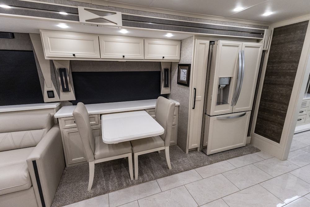 2024 Tiffin Allegro For Sale