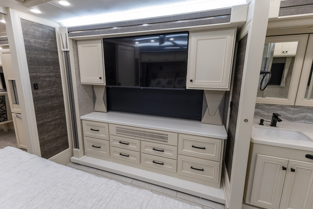 2024 Tiffin Allegro For Sale