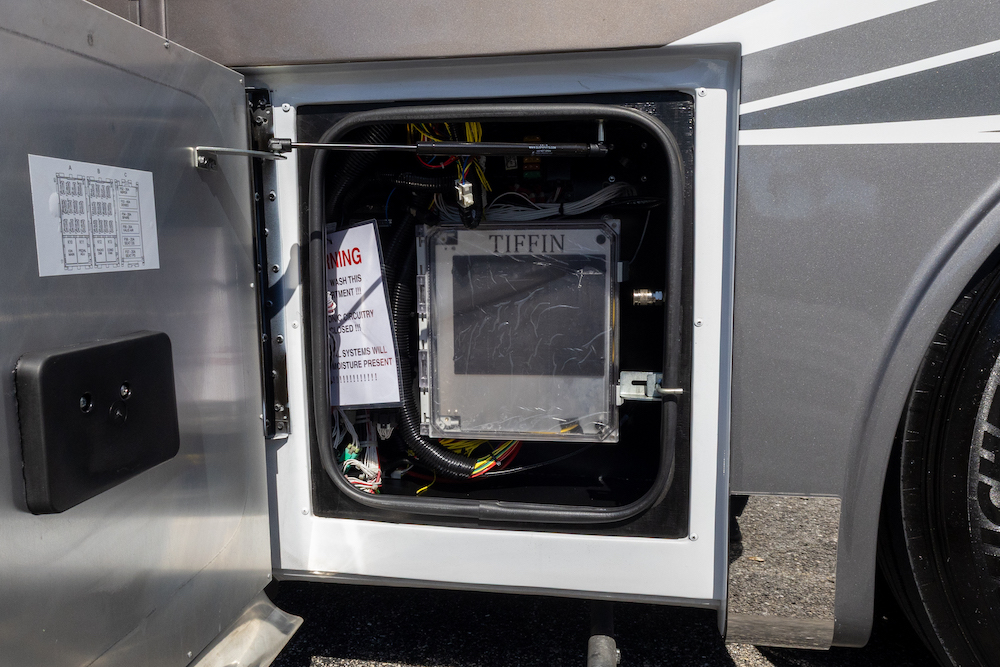2024 Tiffin Allegro For Sale