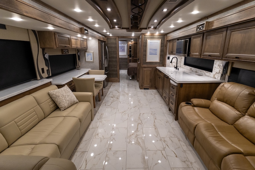 2024 Tiffin Pheaton For Sale