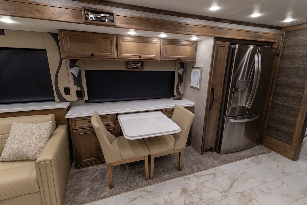 2024 Tiffin Pheaton For Sale