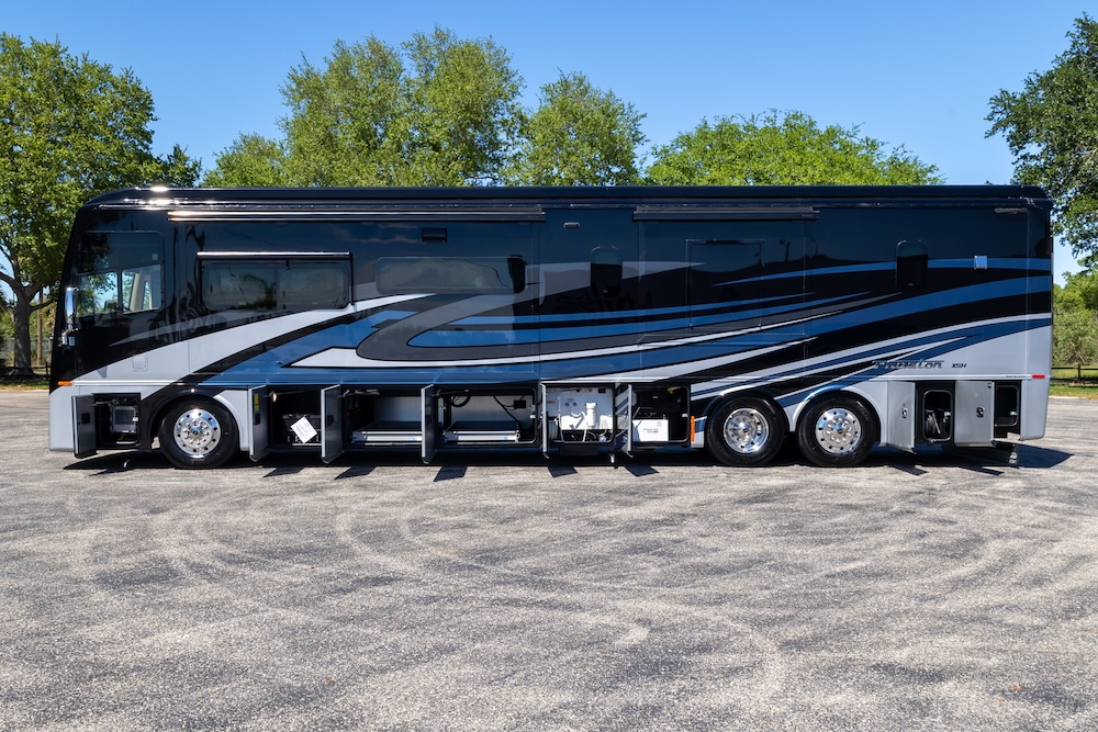 2024 Tiffin Pheaton For Sale