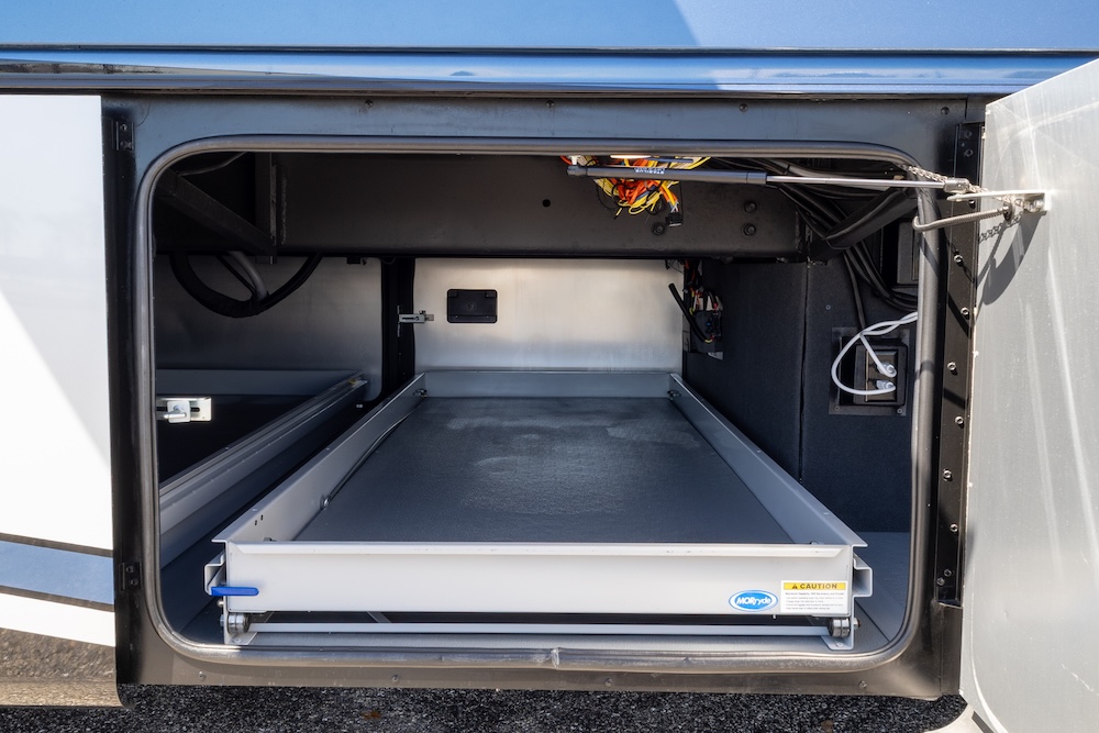 2024 Tiffin Pheaton For Sale