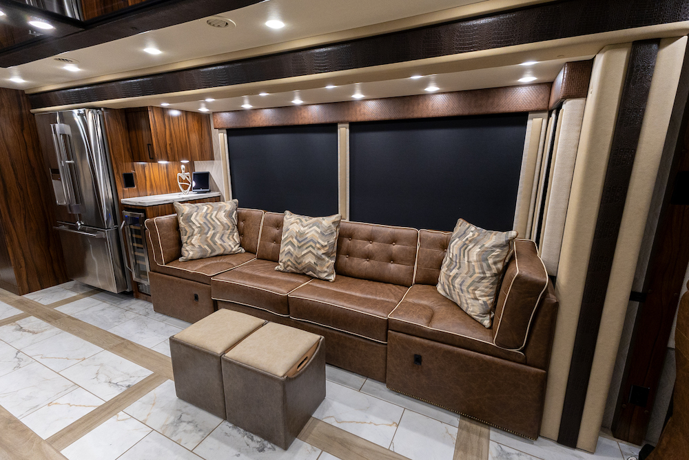 2025  Foretravel For Sale