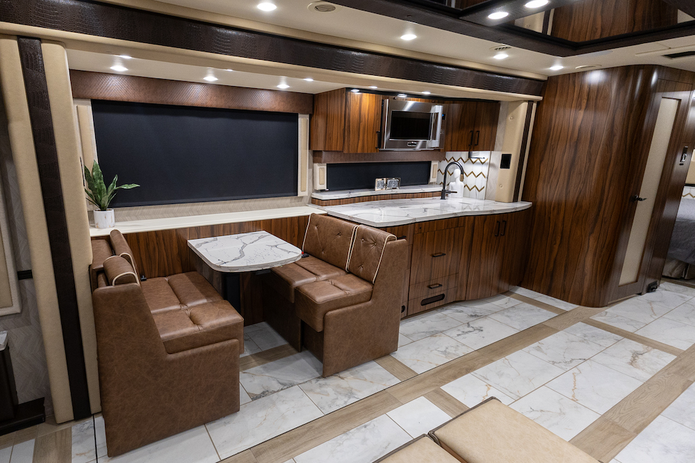 2025  Foretravel For Sale