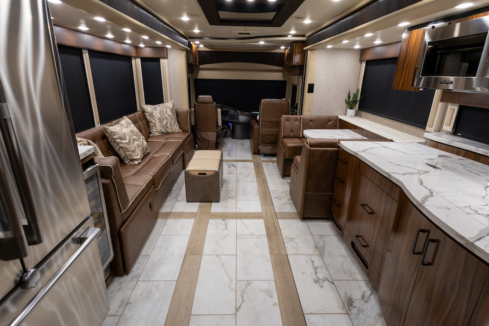 2025  Foretravel For Sale