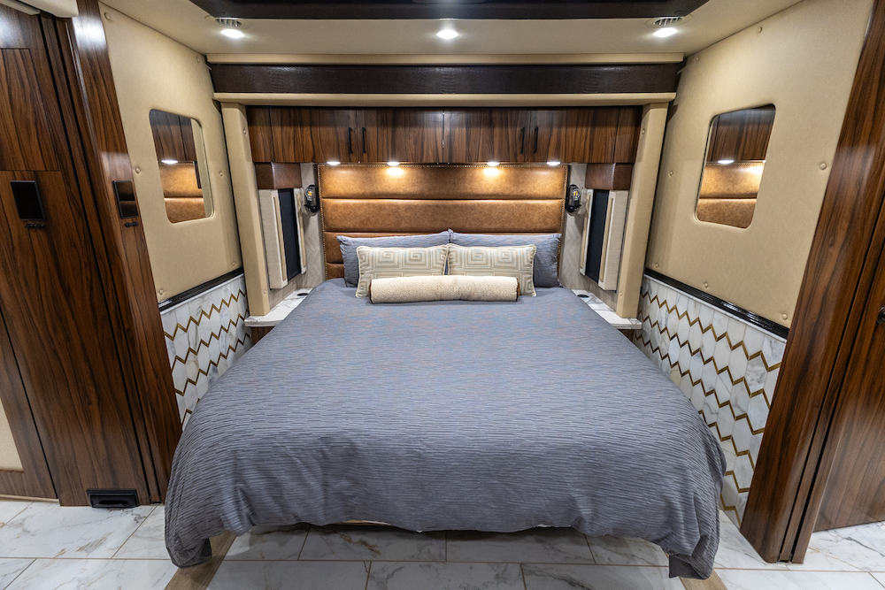 2025  Foretravel For Sale