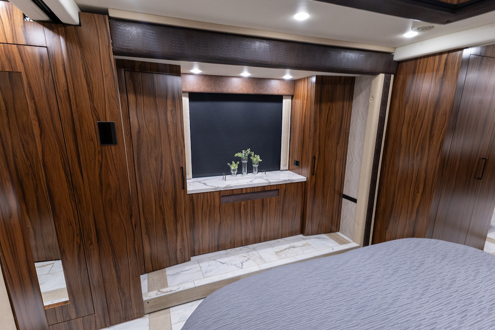 2025  Foretravel For Sale