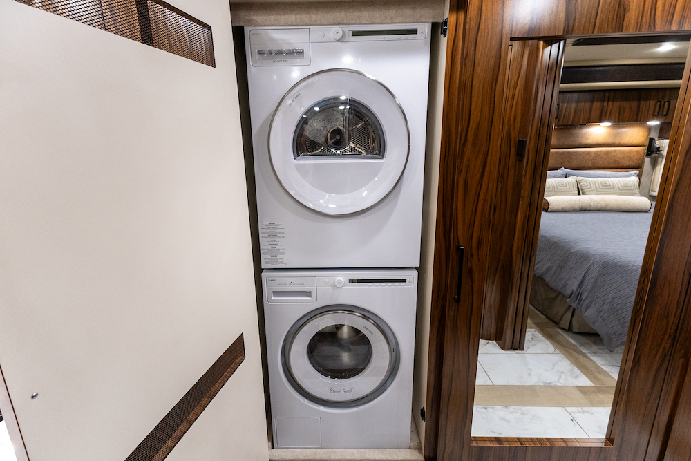 2025  Foretravel For Sale