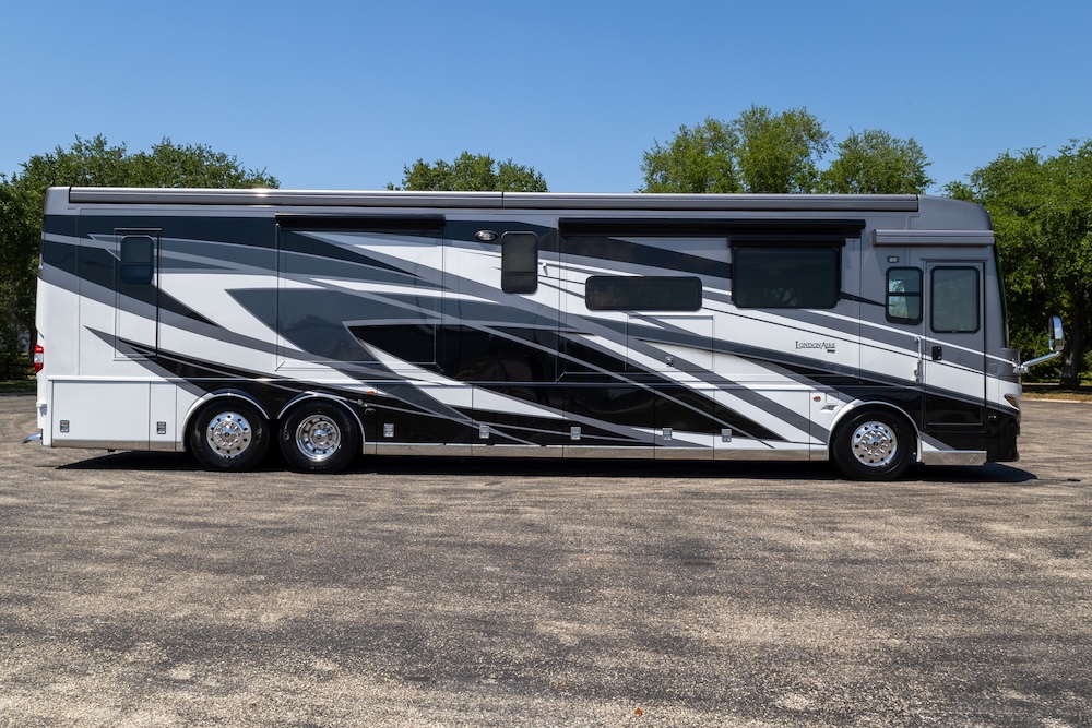 2025 Newmar London Aire For Sale
