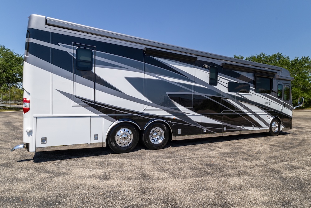 2025 Newmar London Aire For Sale