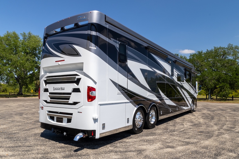 2025 Newmar London Aire For Sale