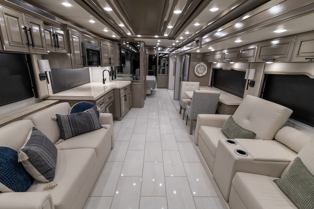 2025 Newmar London Aire For Sale