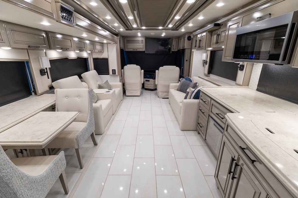 2025 Newmar London Aire For Sale