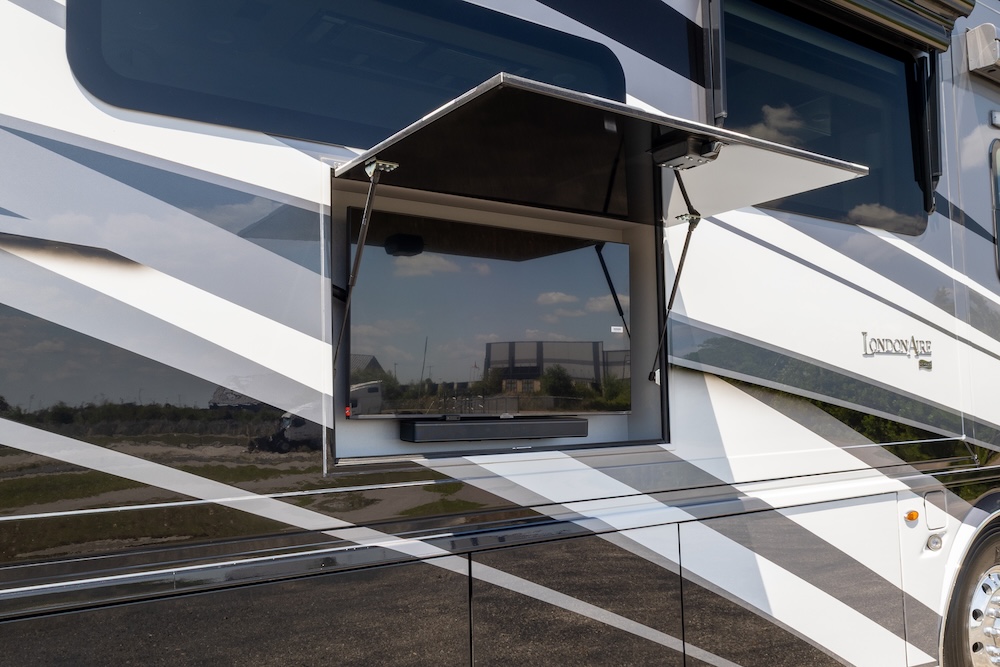 2025 Newmar London Aire For Sale