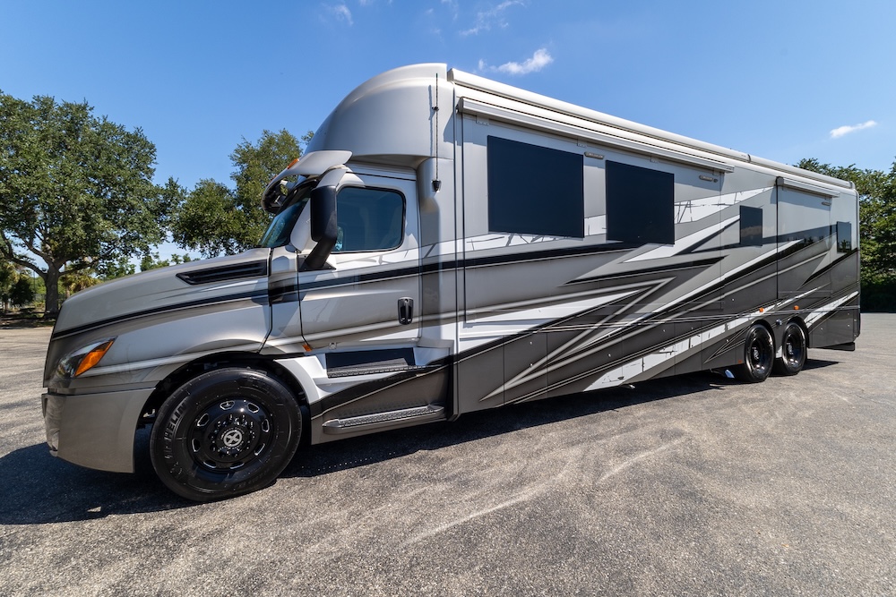 20026 Showhauler For Sale