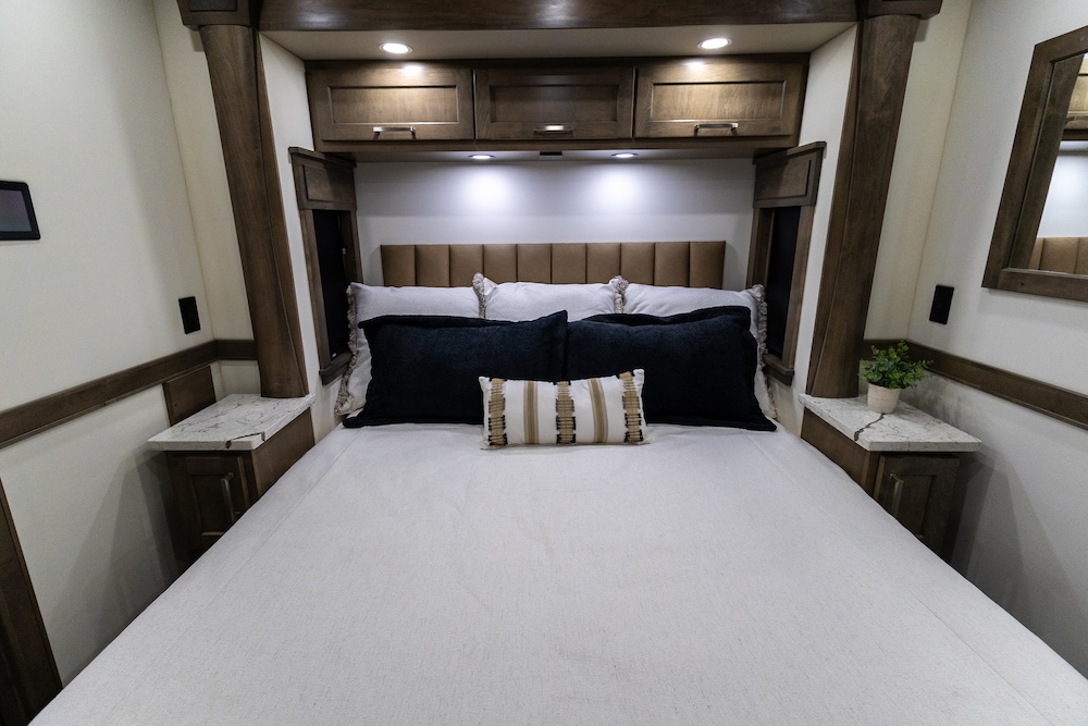 20026 Showhauler For Sale