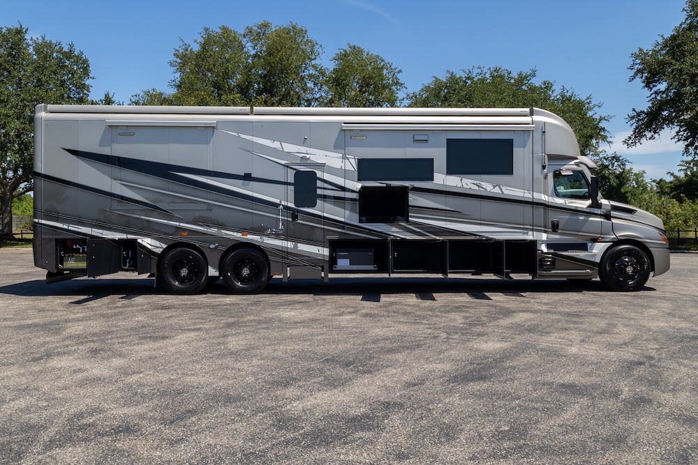 20026 Showhauler For Sale