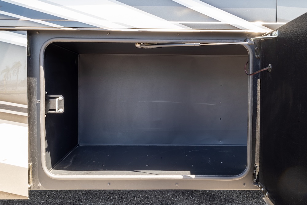 20026 Showhauler For Sale