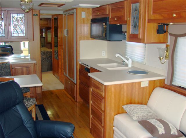 2000 Foretravel Luxury RV For Sale