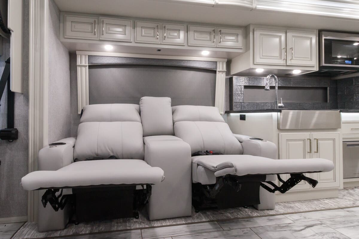 Bus-Stuff.com Class A Rv For Sale