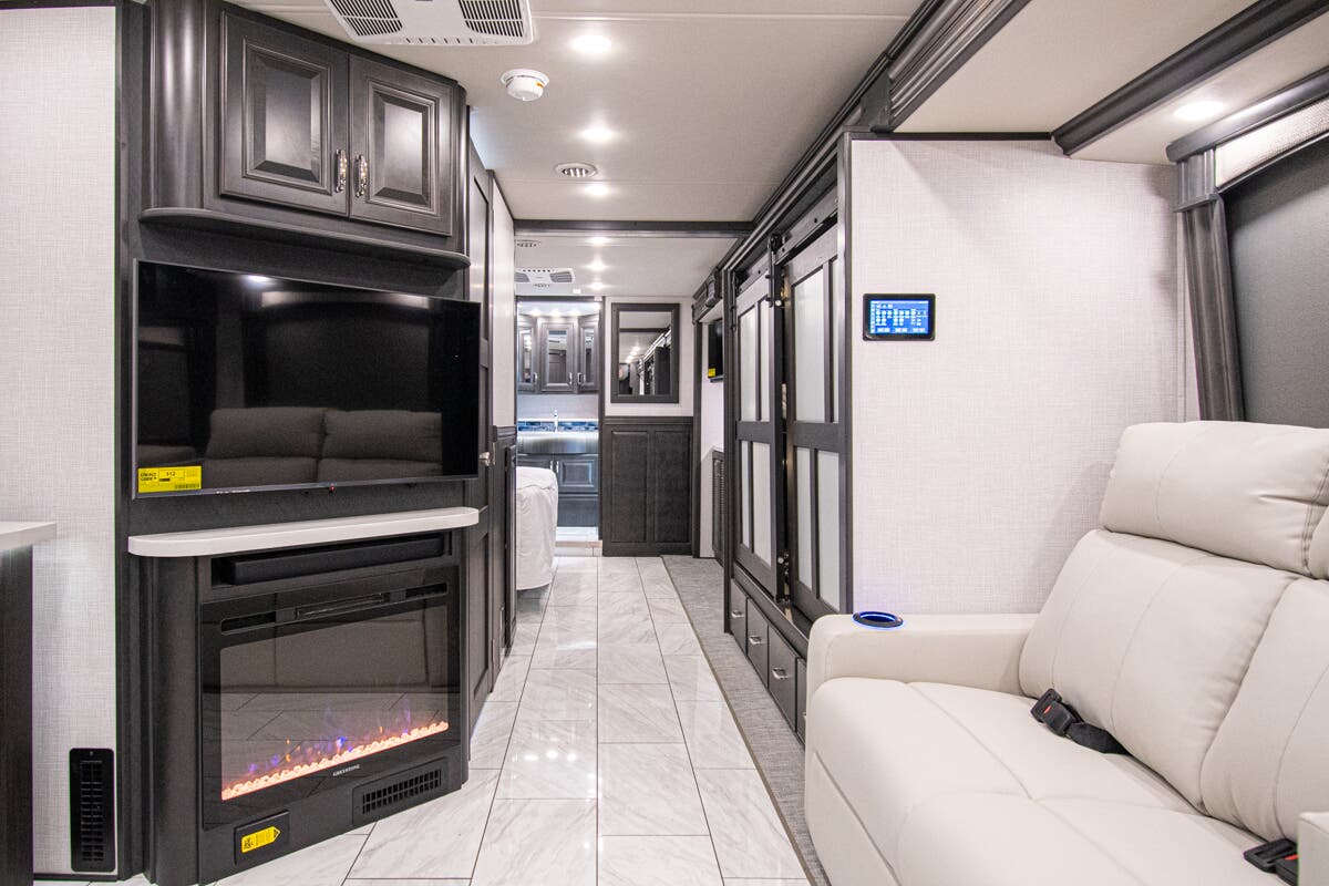 Bus-Stuff.com Class A Rv For Sale