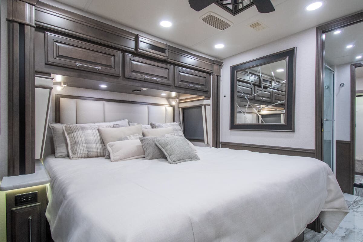 Bus-Stuff.com Class A Rv For Sale