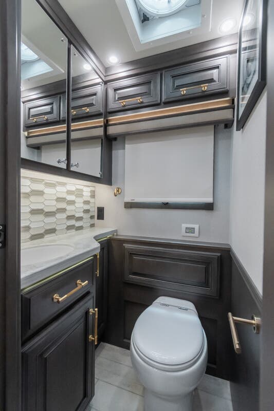 Bus-Stuff.com Class A Rv For Sale