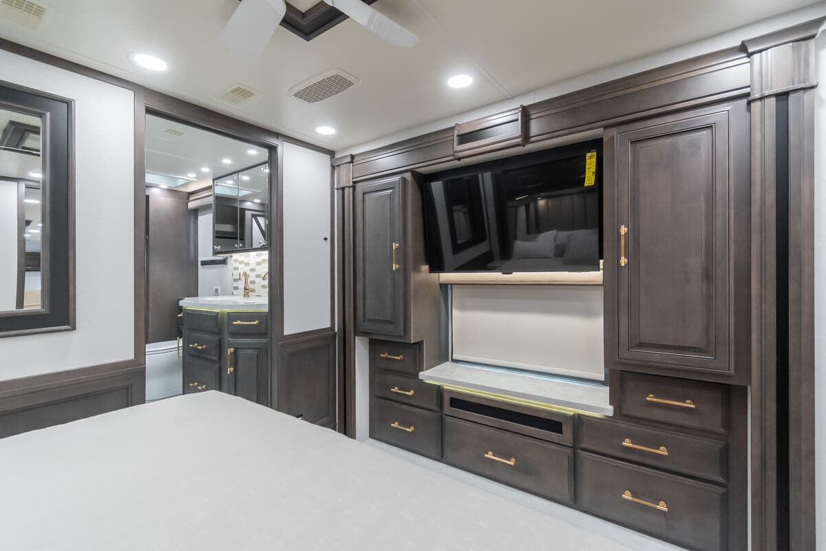 Bus-Stuff.com Class A Rv For Sale