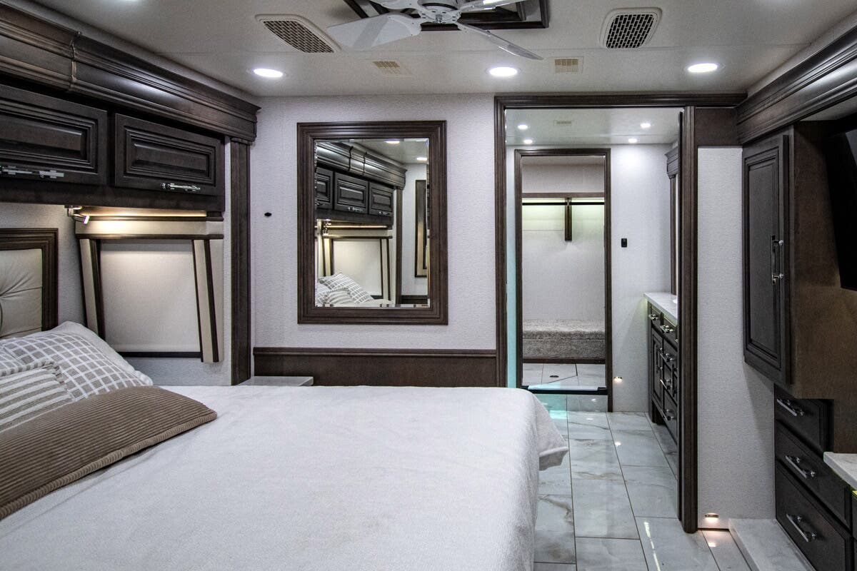 Bus-Stuff.com Class A Rv For Sale