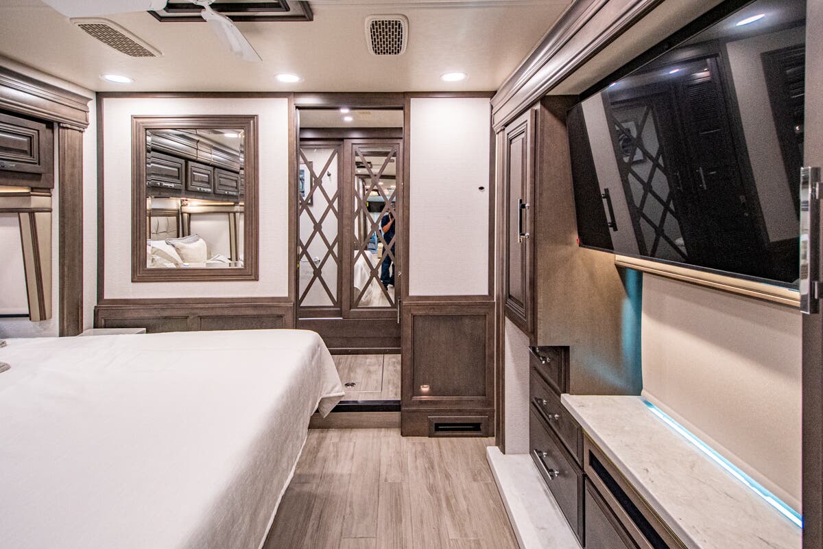 Bus-Stuff.com Class A Rv For Sale