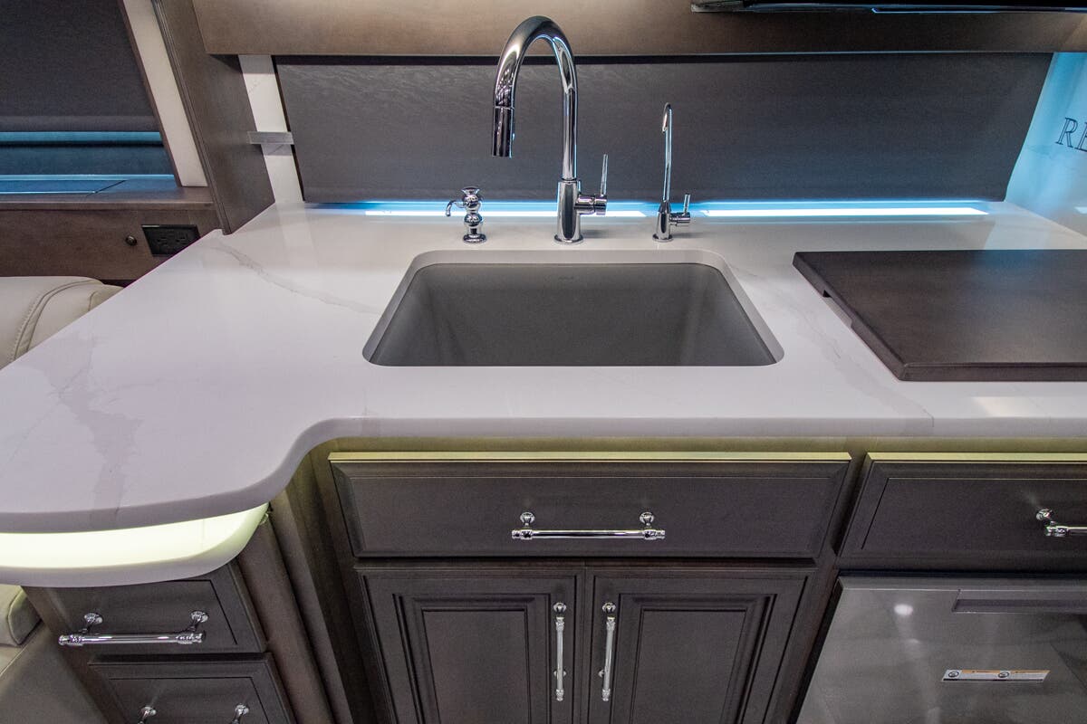 Bus-Stuff.com Class A Rv For Sale