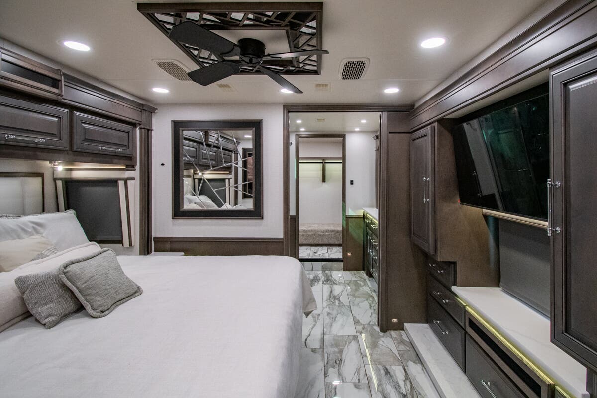 Bus-Stuff.com Class A Rv For Sale